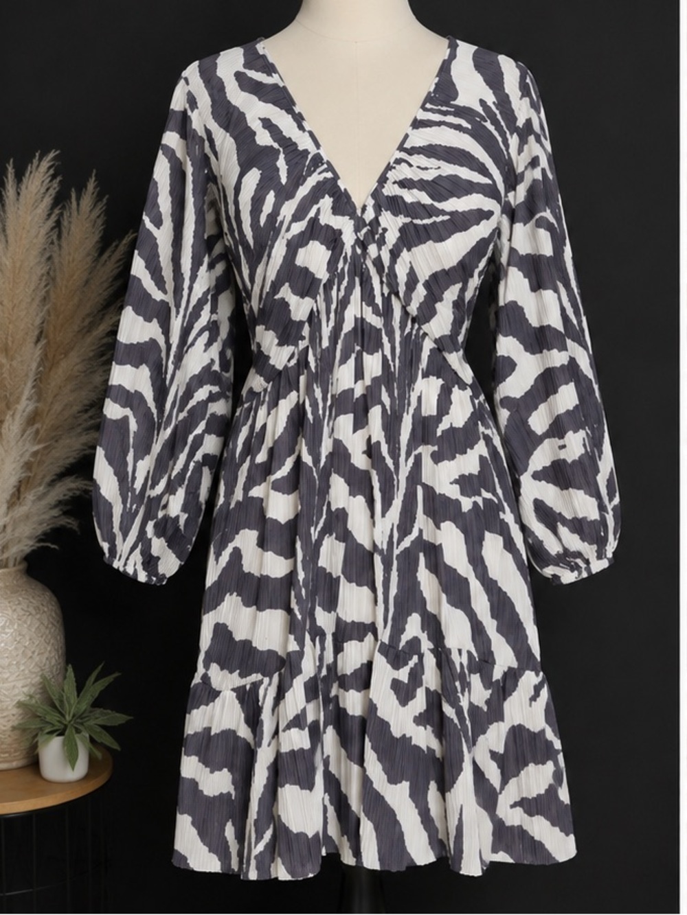 H&M Zebra Print Pleated Dress – Size XXL